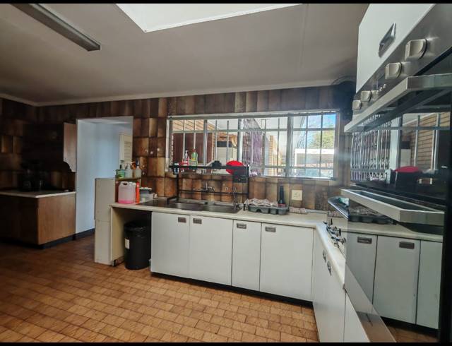3 BEDROOM HOUSE FOR SALE IN THREE RIVERS PROPER